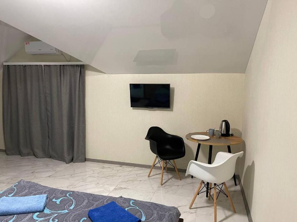 Pitstop Motel Dniprodzerzhyns'k Ngoại thất bức ảnh